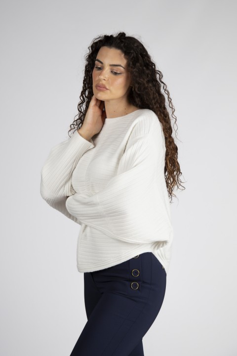 Wide-sleeved knitted jumper