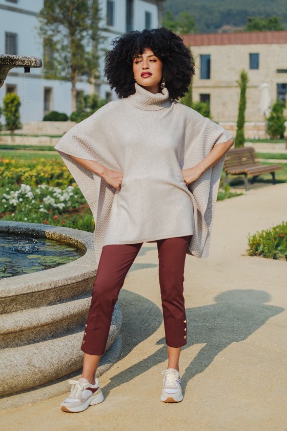 Camisola de malha estilo poncho