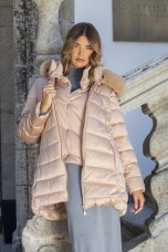 Quilted parka with detachable hood
