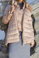 Quilted parka with detachable hood