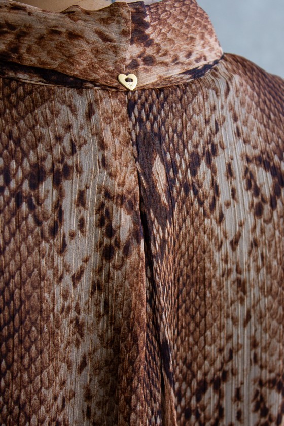 Túnica estampado de serpiente
