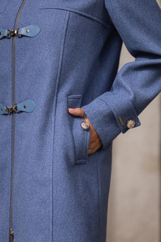 Anorak with detachable hood