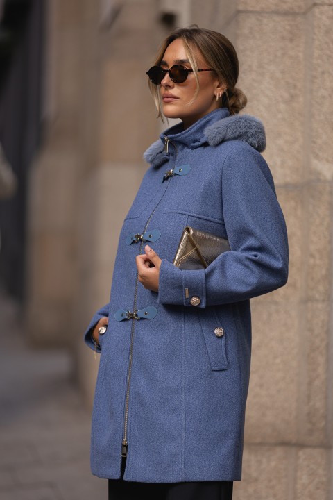 Anorak with detachable hood