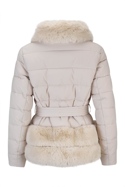 Short parka with fur