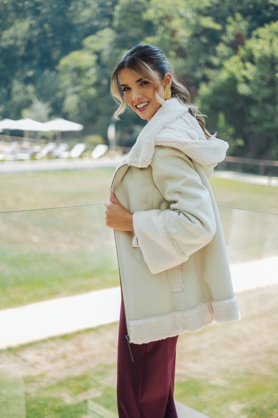 Casaco com detalhes em plo