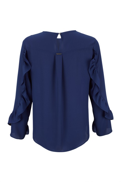 Blouse with ruffled sleeves