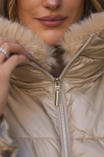 Parka acolchada con capucha desmontable