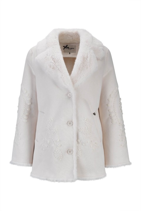 Fur coat with embroidery