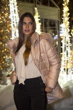 Quilted parka with detachable hood