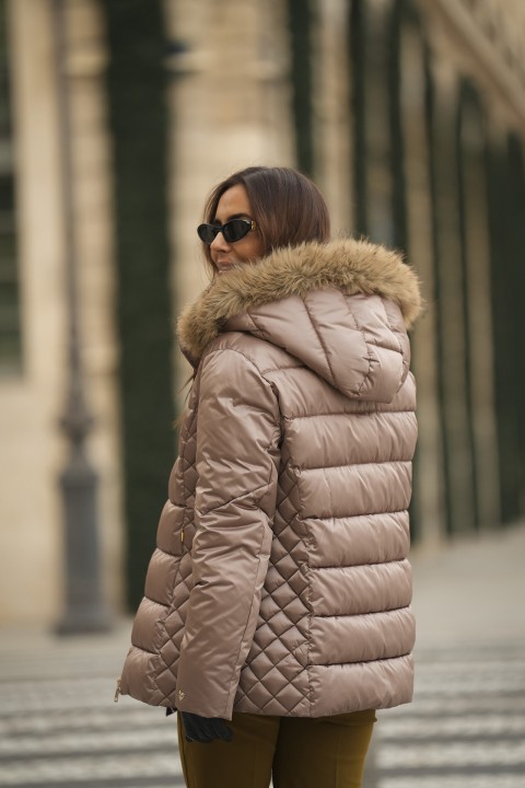 Quilted jacket with hood