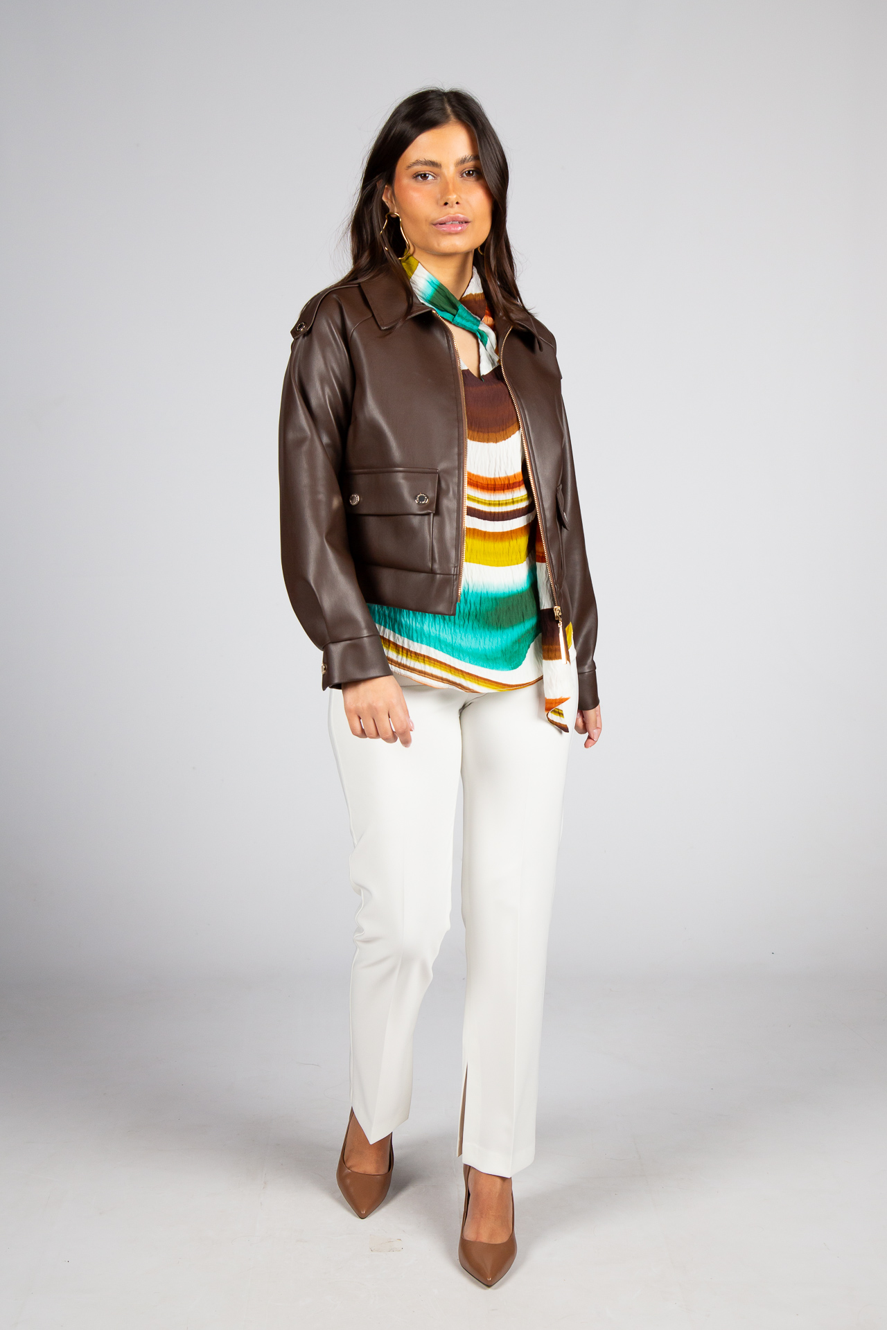 Adjustable ribbon collar blouse