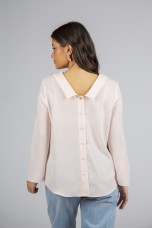 Blouse buttons at the back