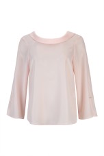 Blouse buttons at the back