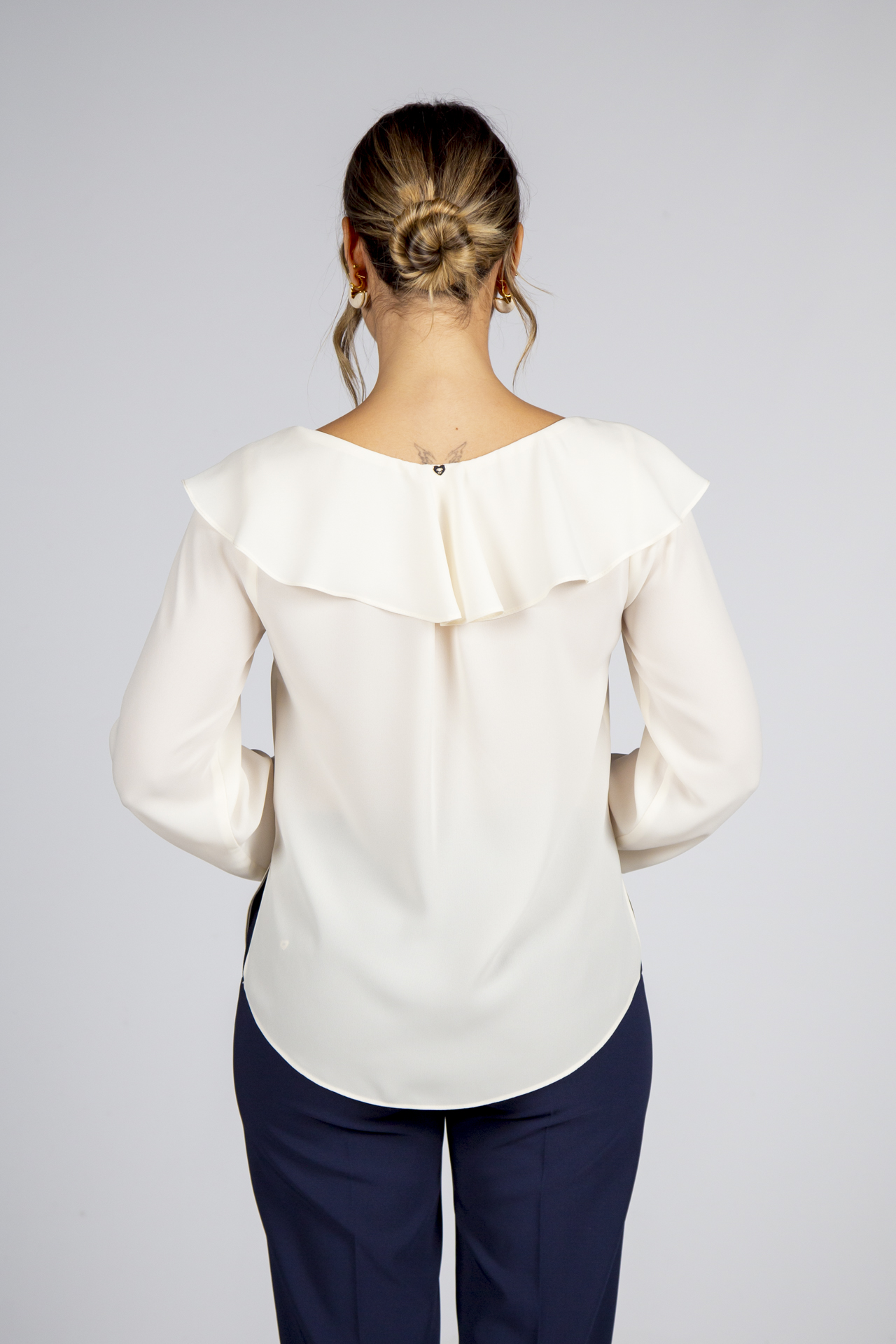 Sailor collar blouse