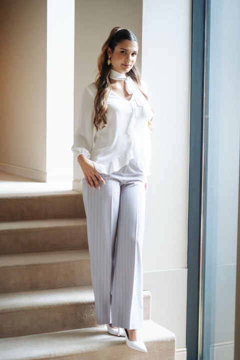 T�nica folhos e la�ada