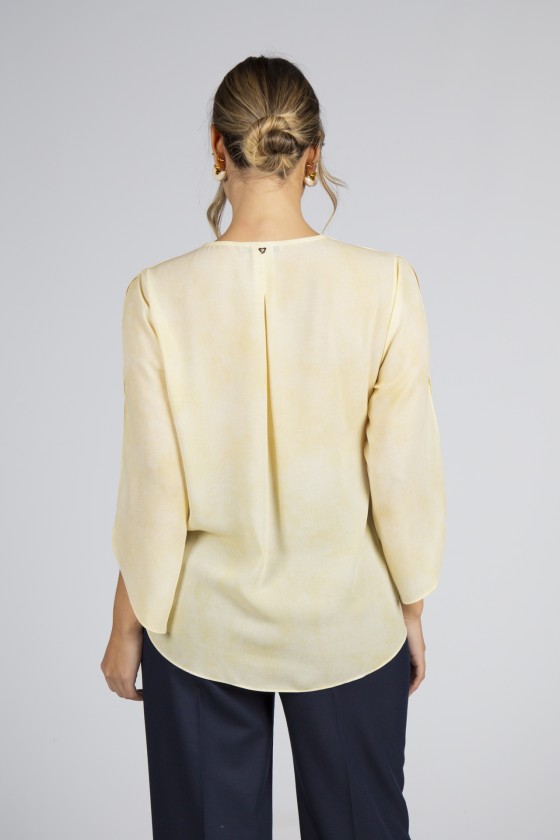 Túnica laçada lateral