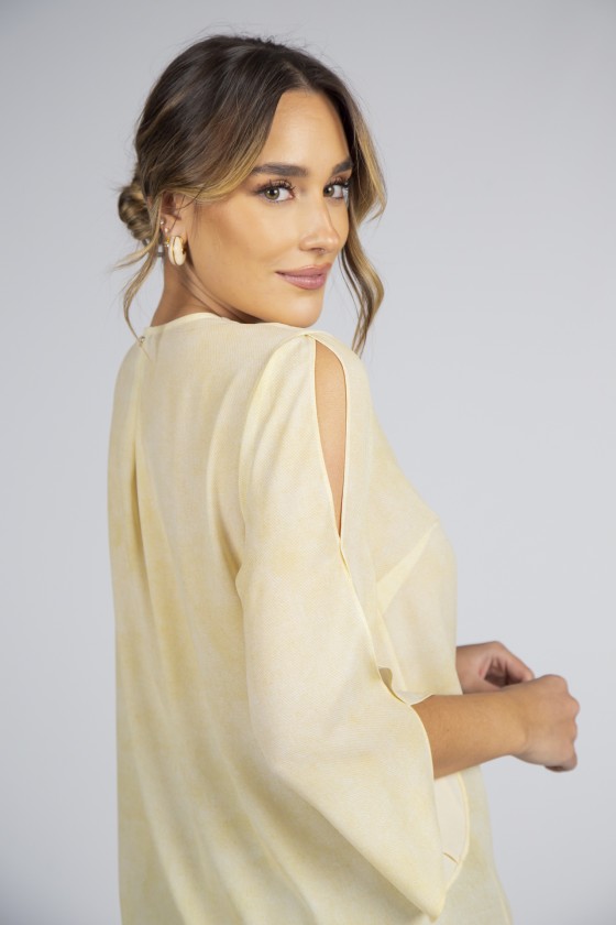 Túnica laçada lateral