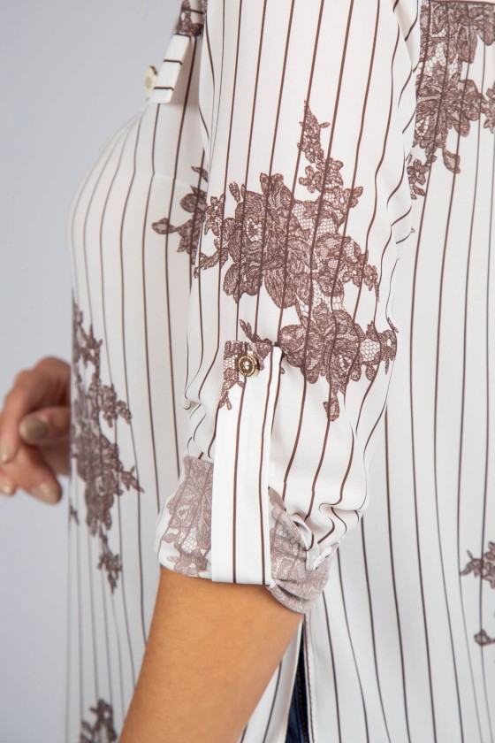 Shirt blouse with stripes and flowers