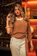 Blouse with side bow