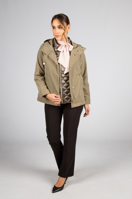 T�nica folhos e la�ada