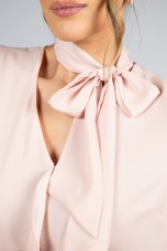 T�nica folhos e la�ada