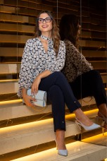 Túnica folhos e laçada