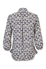 Túnica folhos e laçada