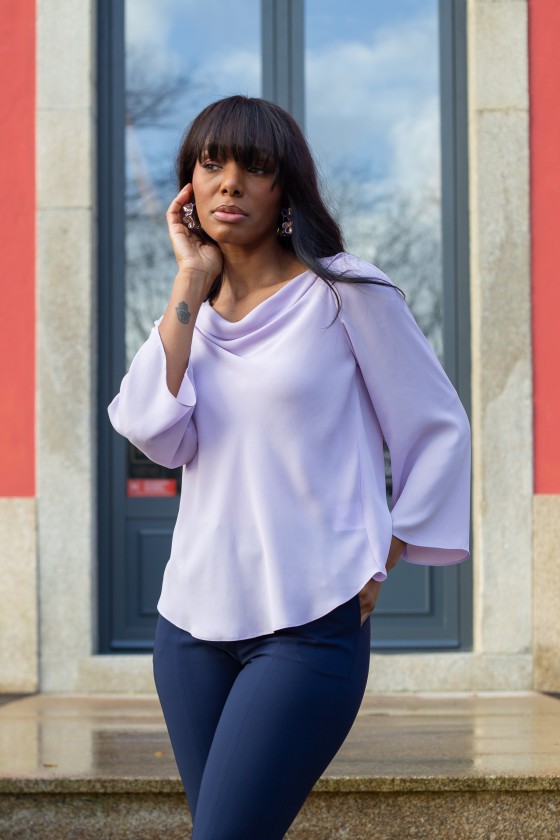 Túnica gola drapeada