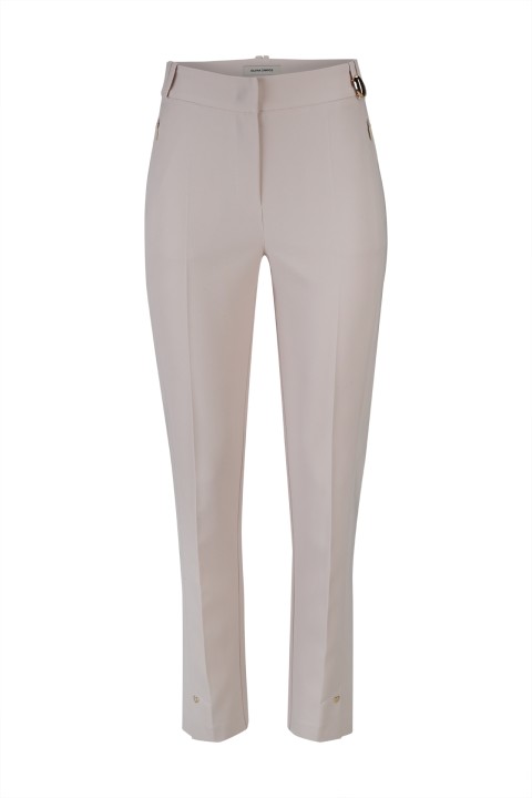 Classic cut trousers