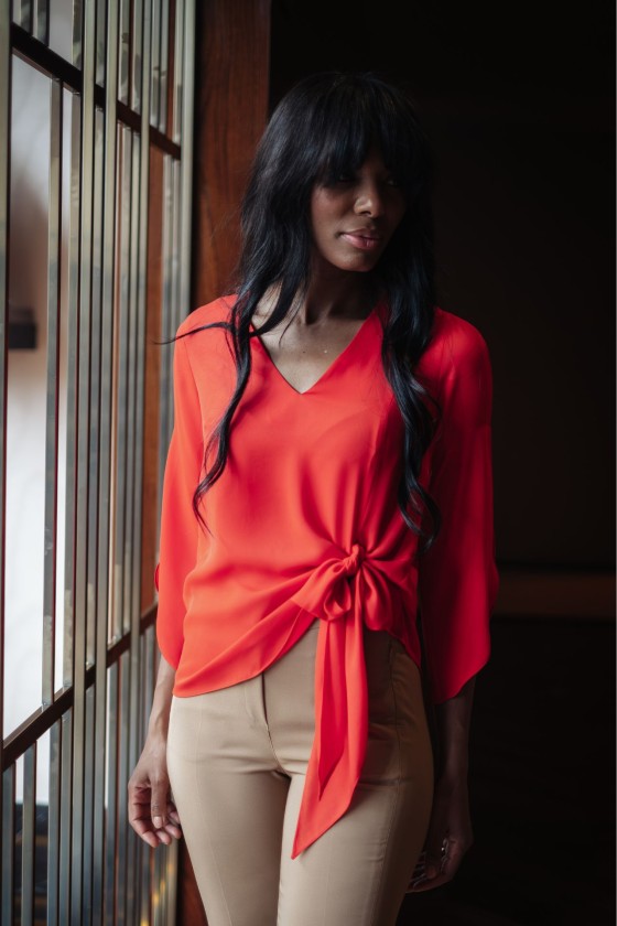 Blouse with side bow