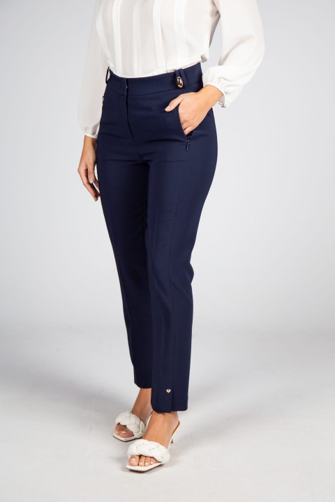 Classic cut trousers