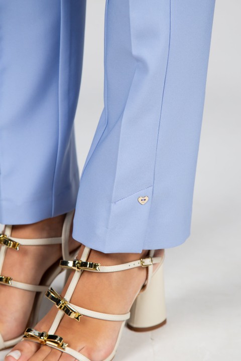 Classic cut trousers