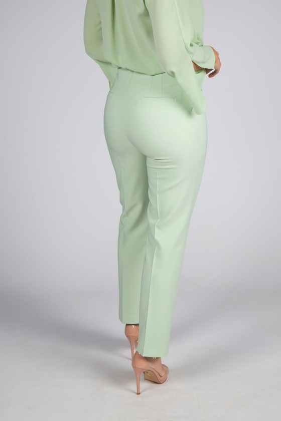 Classic cut trousers