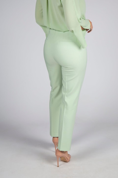 Classic cut trousers