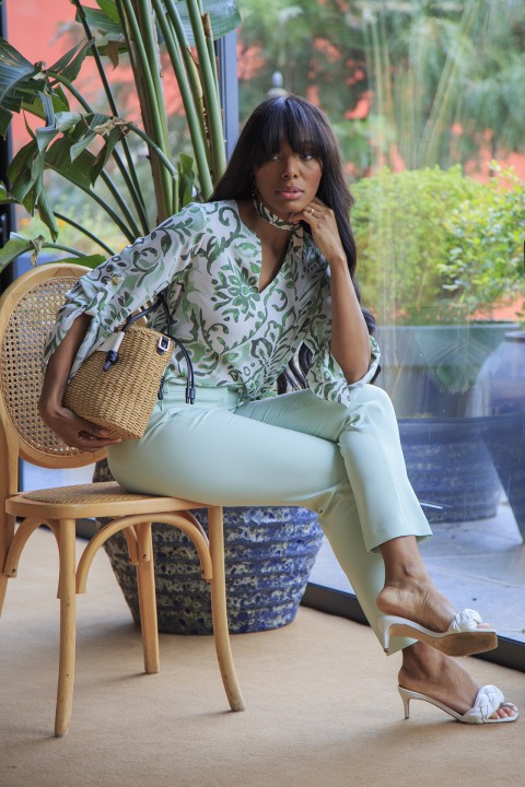 Classic cut trousers