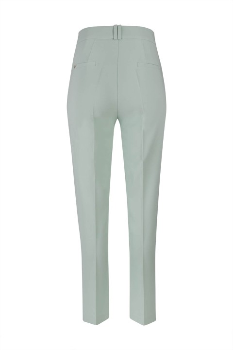 Classic cut trousers