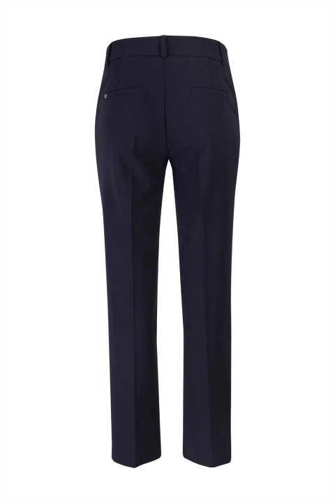 Trousers with opening at the bottom