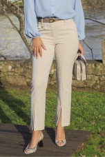 Trousers with opening at the bottom