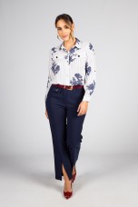 Trousers with opening at the bottom