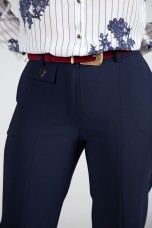 Trousers with opening at the bottom