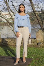 Trousers with opening at the bottom