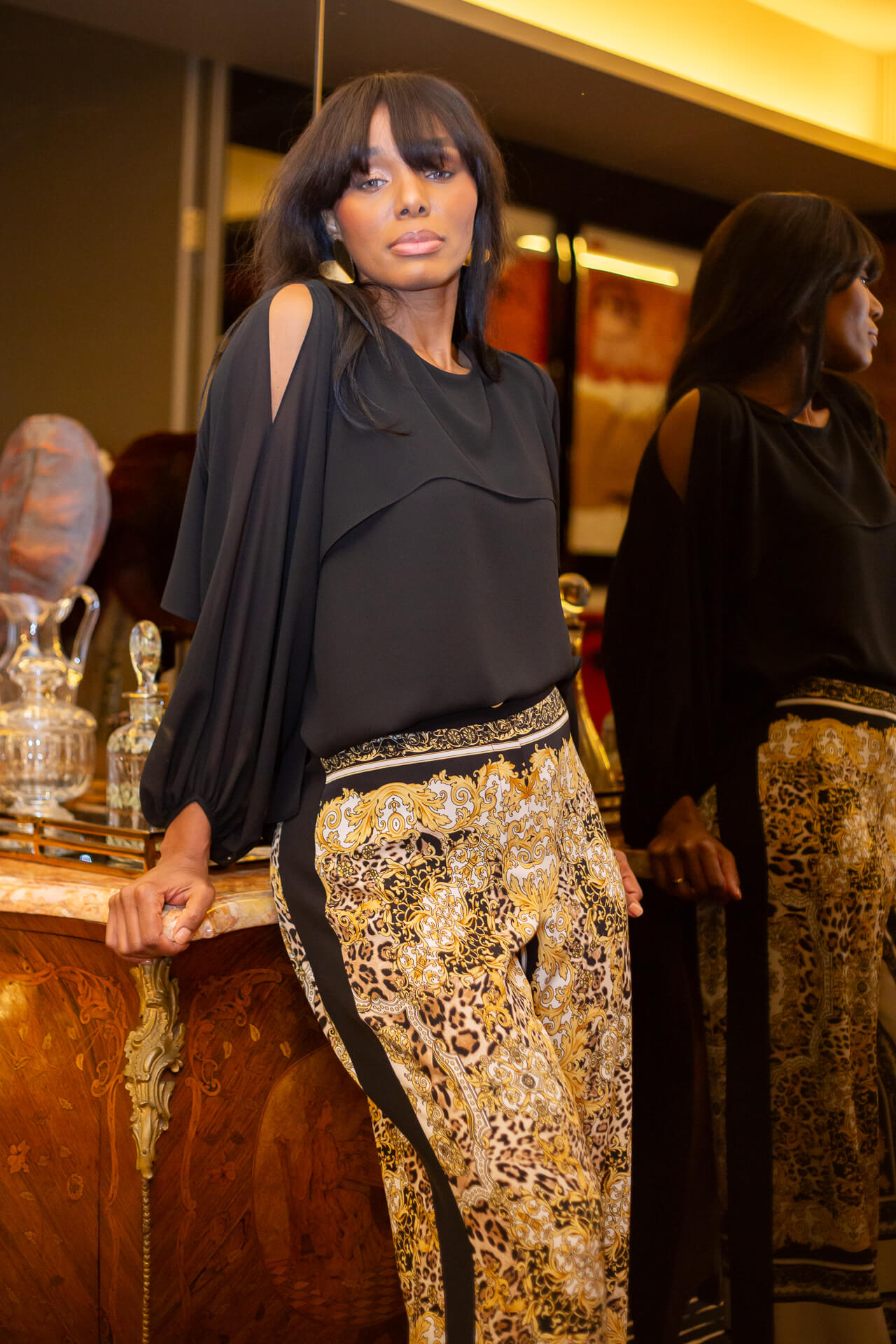 Túnica mangas efeito capa