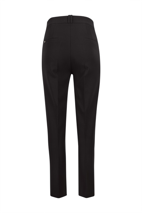 Classic cut trousers