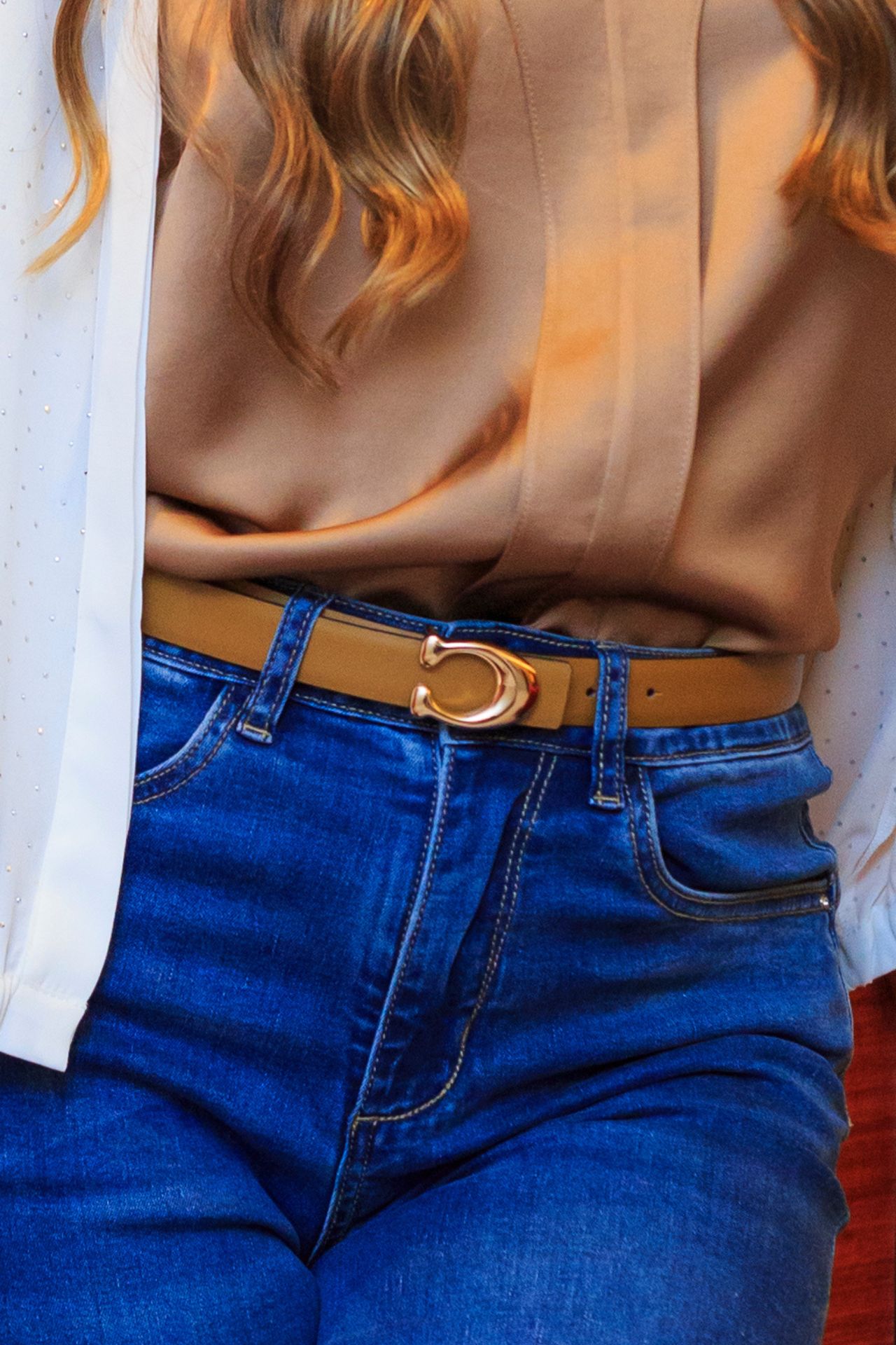 Reversible belt
