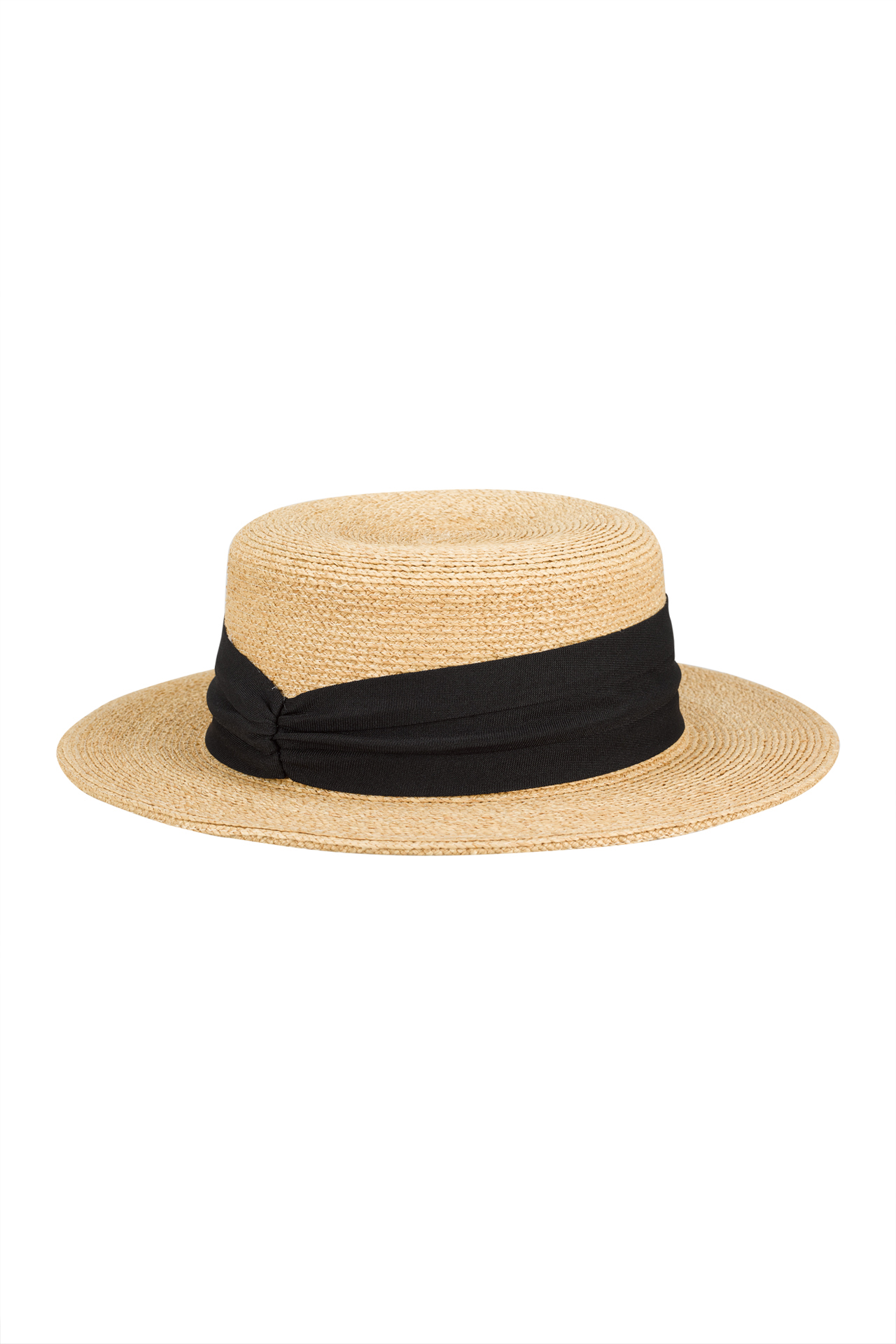 Hat in raffia