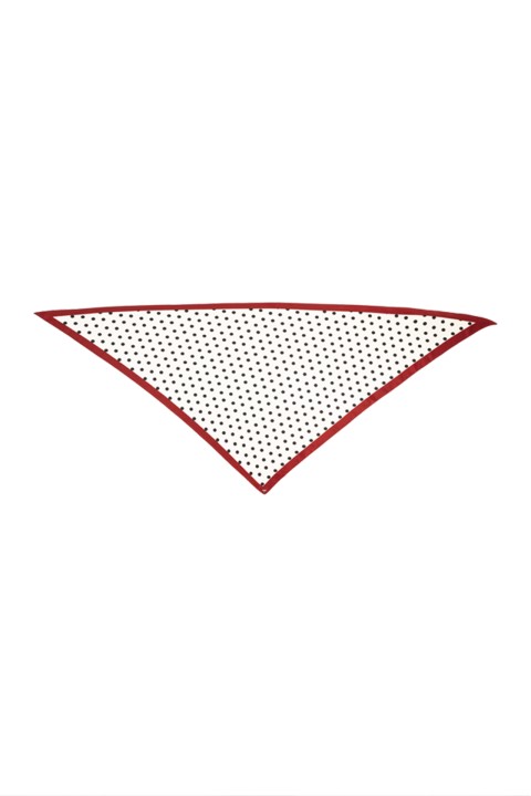 Triangular scarf