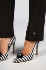 Classic cut trousers