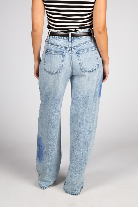 Pantalons � jambes larges avec fleur imprim�e