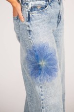 Pantalons à jambes larges avec fleur imprimée