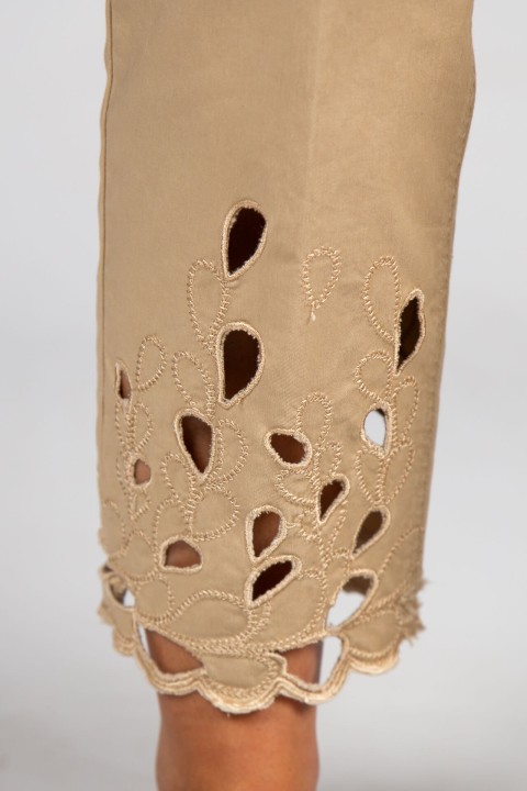 Pantalon beige brod�